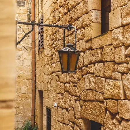 Palazzo Bifora 4*