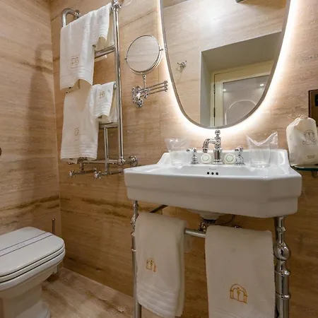 Πανσιόν Palazzo Bifora 4*